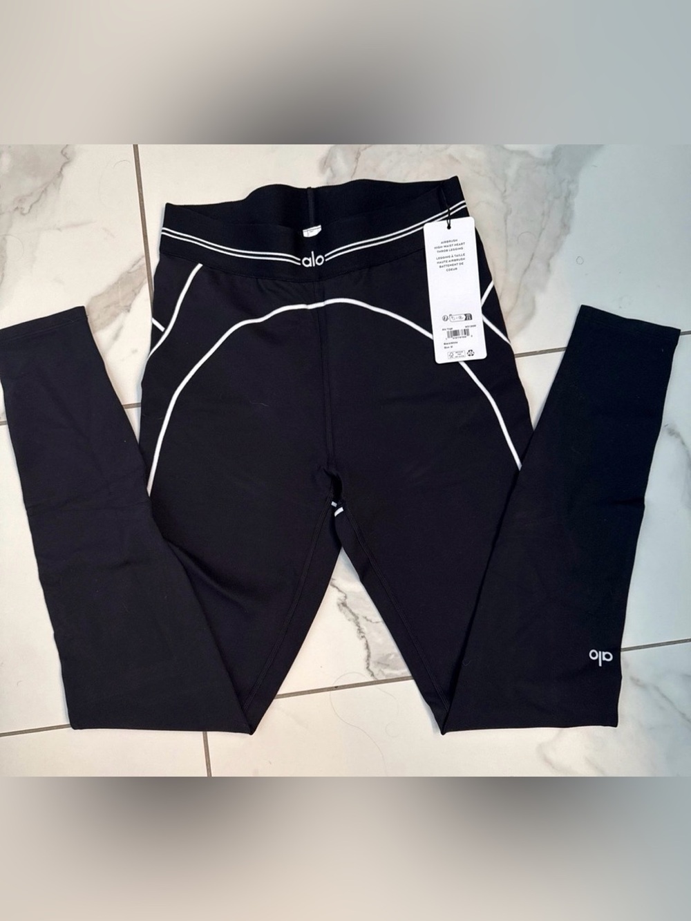 ALO HIGH-WAIST HEART THROB LEGGINGS SIZE MEDIUM BLACK/WHITE - Picture 1 of 4